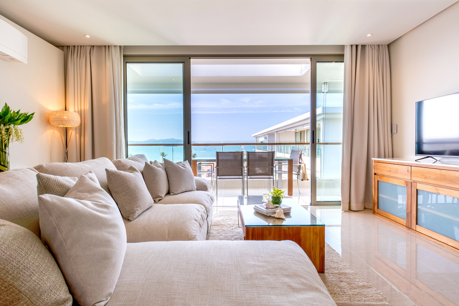 Chi accommodation Luxury Residence, Hotels & Villas